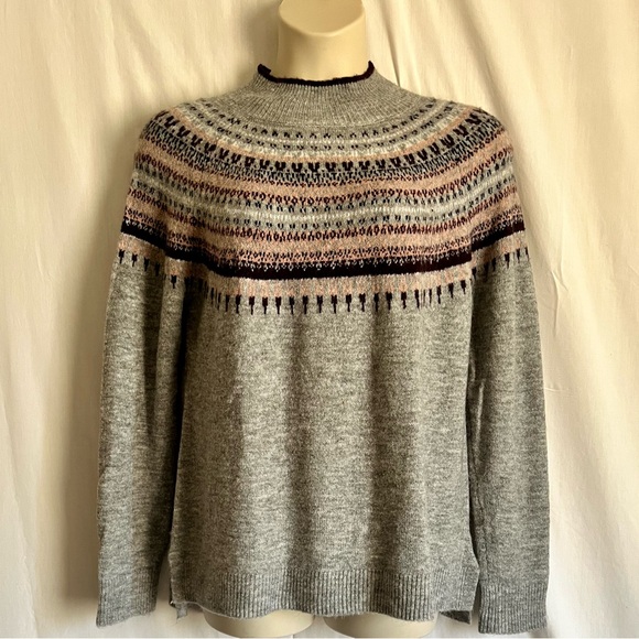 Sienna Sage Sweaters - Sienna Sage Fair Isle Gray Patterned Women's Turtleneck Sweater